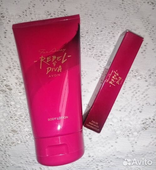 Женские парфюмерные наборы Эйвон