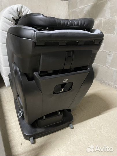 Продам автокресло