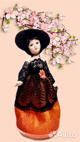 Кукла фарфоровая коллекционная