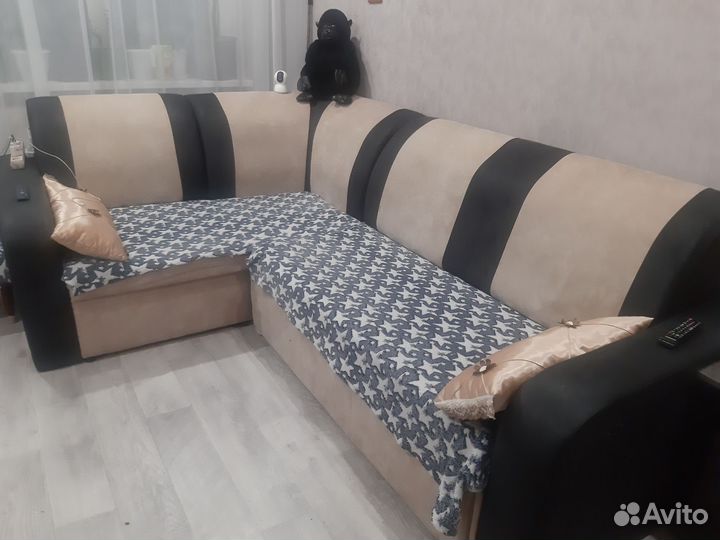 Угловой диван бу