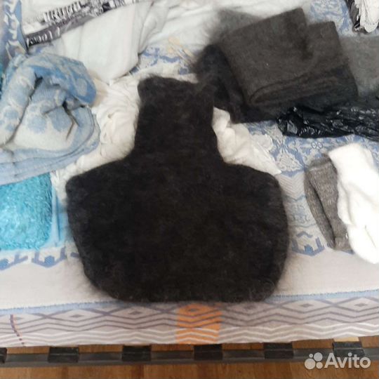 Вязаные пуховы изделия ручной вязки