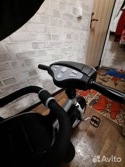 Детский трехколесный велосипед новый