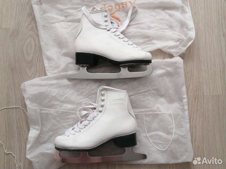 Коньки белые фигурные 34 размер