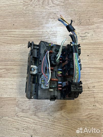 Блок предохранителей bsm citroen C4 Grand Picasso