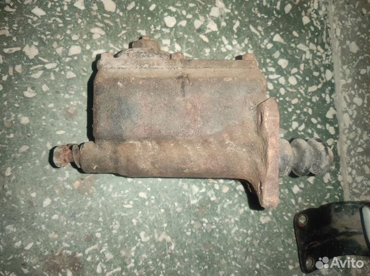 Главный тормозной цилиндр газ 21 волга