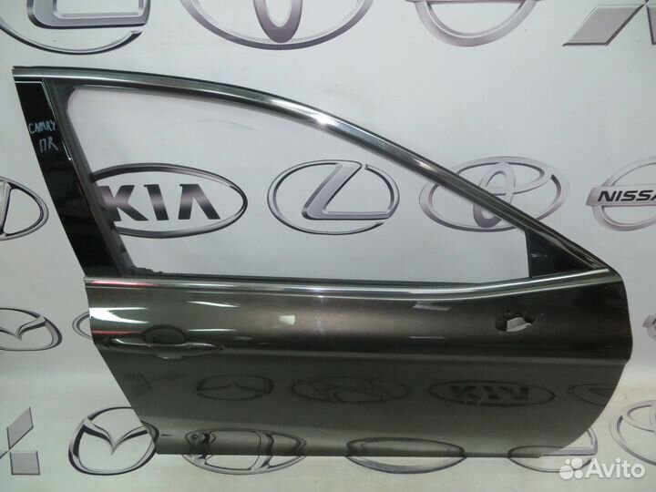 Дверь передняя правая Toyota Camry XV70