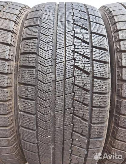 Bridgestone Blizzak VRX 225/50 R17 99W