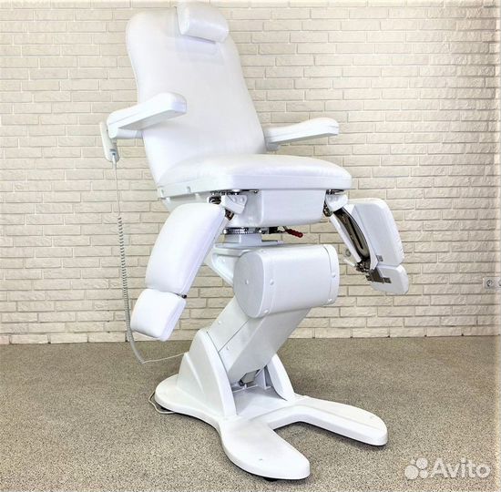 Педикюрное кресло Fabi, 3 мотора