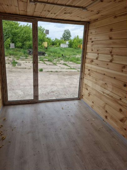 Дача 20 м² на участке 8 сот.