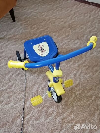 Трехколесный велосипед