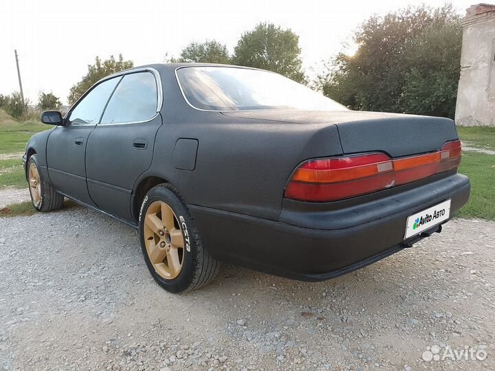 Toyota Vista 1.8 AT, 1992, 100 000 км