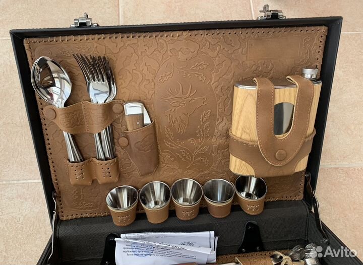 Набор для шашлыков с приборами новый