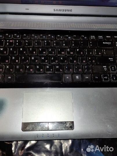 Ноутбук Samsung RV520