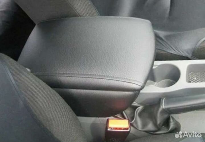 Подлокотник ford focus ll (2005-2011)