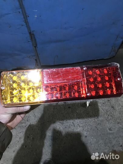 Задние фонари Камаз