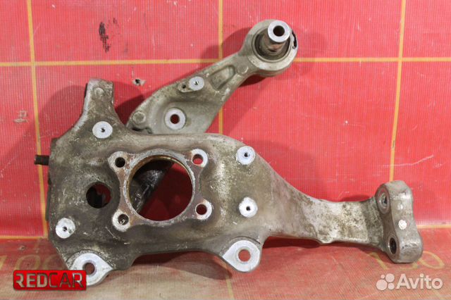 Кулак поворотный левый Lexus LS 4 (06-17)