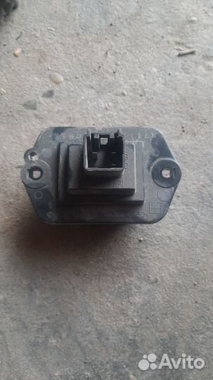 Резистор печки на Mazda 6 GH от 2008-2012 г