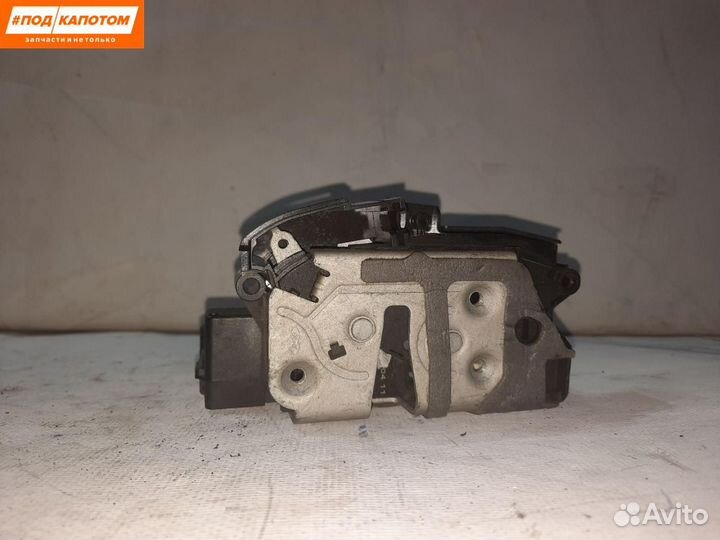 Замок двери задней левой Ford Focus 3 BM5AA26413BB