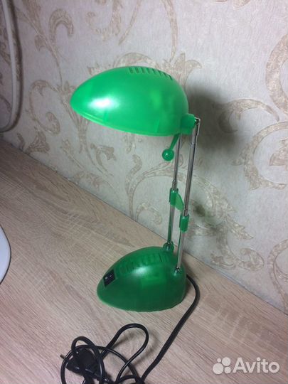 Настольная лампа и Шары