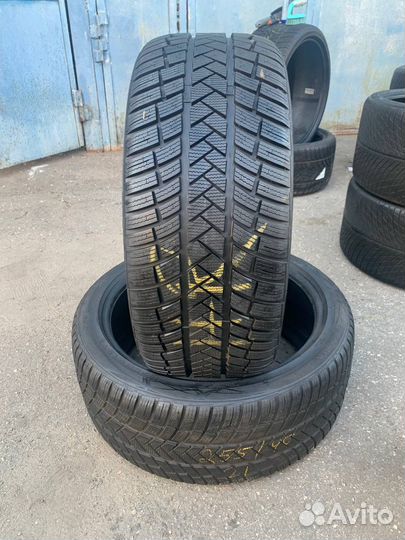 Vredestein Wintrac Pro 255/40 R21 102V