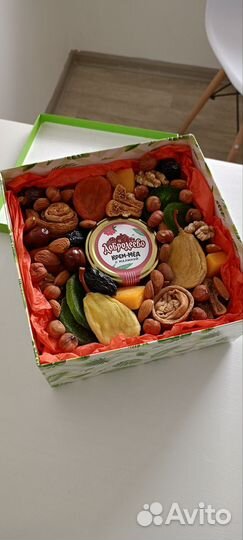 Вкусные корзины из сухофруктов