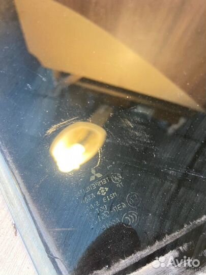 Стекло заднее правое Mitsubishi Outlander CU 4G69