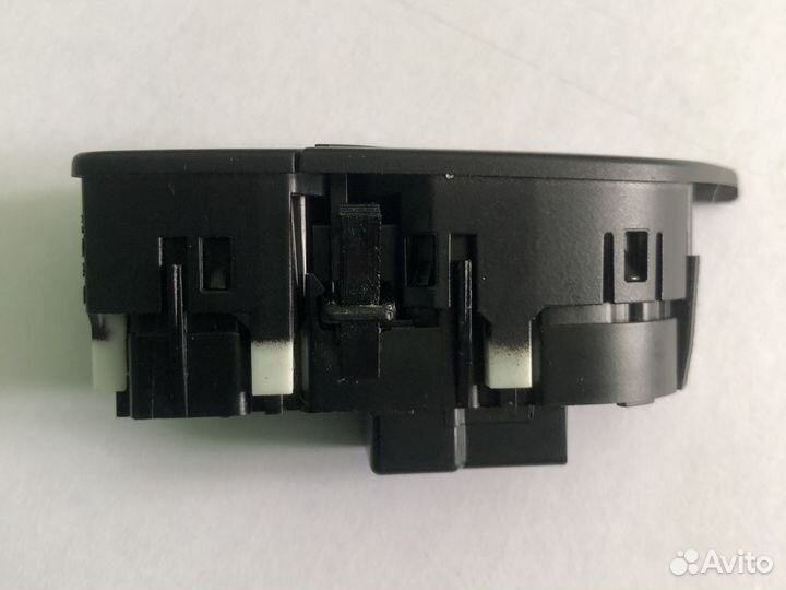 Кнопка центрального замка правая Мерседес 164, 251