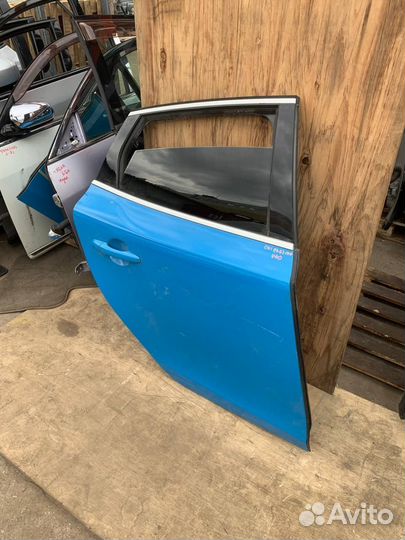 Дверь задняя правая Volvo V40 2 поколение дефект