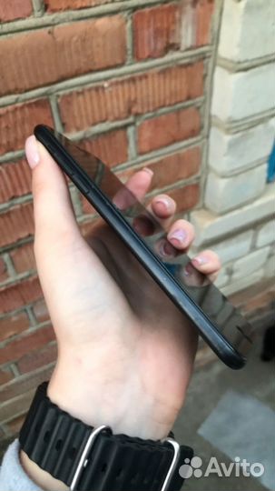 Телефон iPhone 7 plus