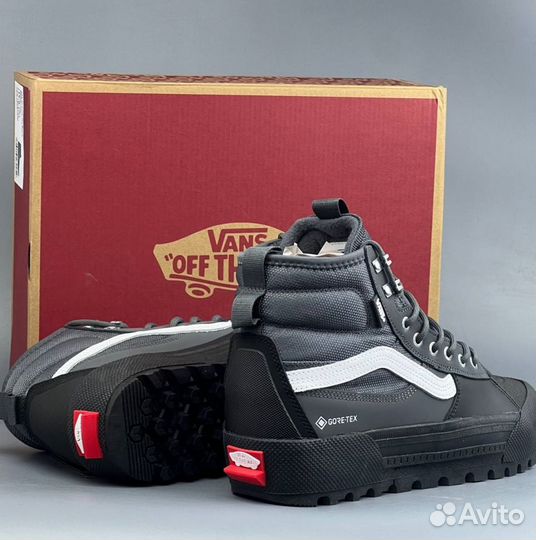 Стильные кроссовки Vans GoreTex