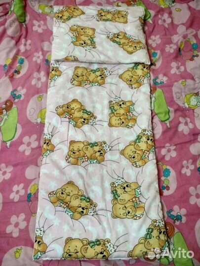 Матрас с подушкой в детскую коляску