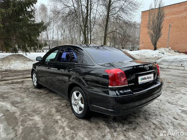 Toyota Avensis 1.8 МТ, 2006, 250 000 км