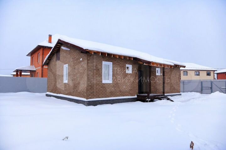 Дом 95 м² на участке 5 сот.