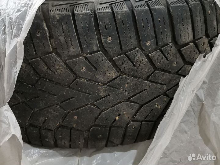 Gislaved NordFrost 100 215/55 R16 93T