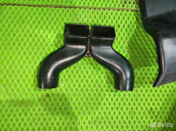 Воздуховод печки Volkswagen Passat (B6)