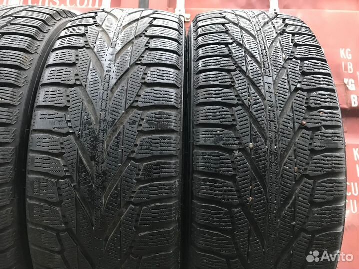 Nokian Tyres Hakkapeliitta R2 SUV 235/65 R17 91B