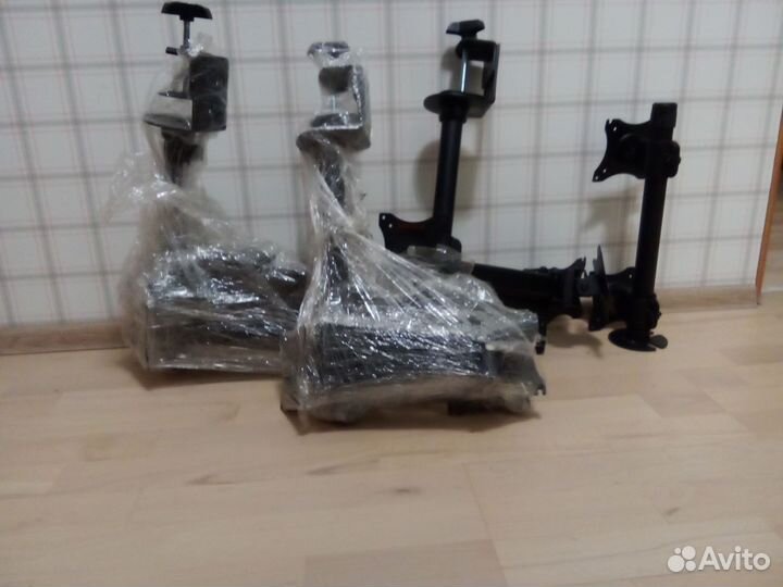 Кронштейн для монитора