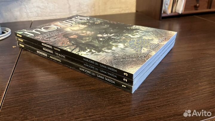 Комикс Monstress, Vol. 1-3 (ENG)