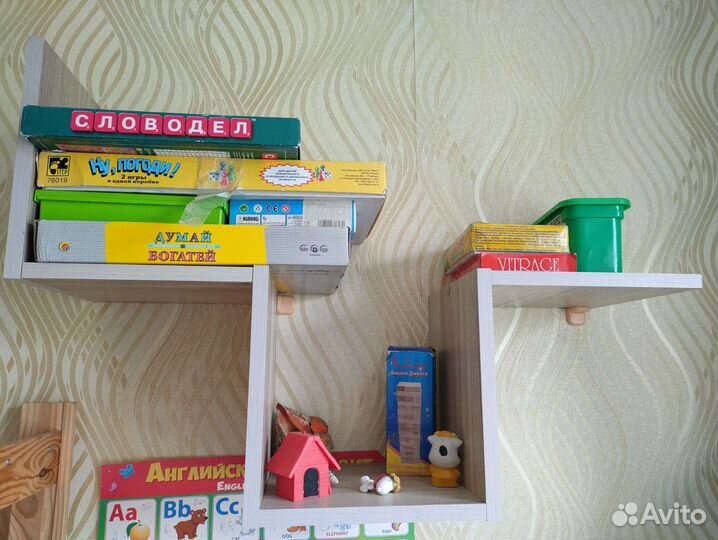 Полка настенная зиг-заг