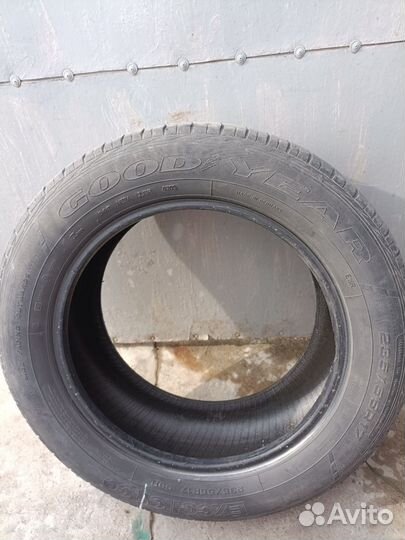 Goodyear Excellence 235/55 R17 99V