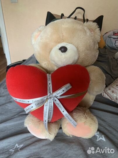 Плюшевый медведь Hallmark