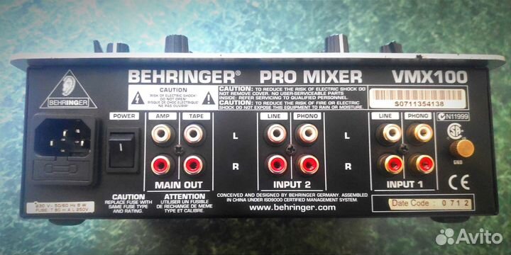 Микшерный пульт behringer для DJ