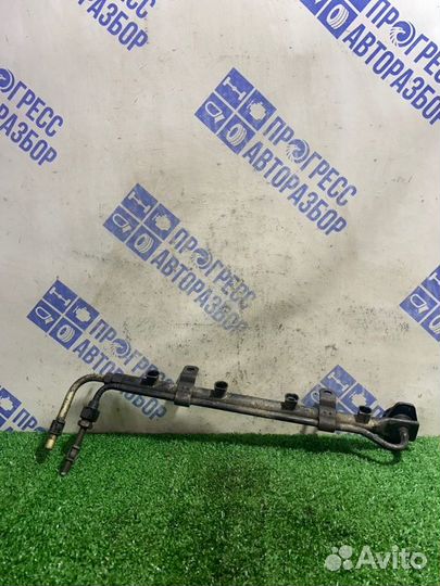 Топливная рампа Daewoo Nexia седан 1.5 A15MF 2006