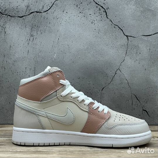 Новые кроссовки Nike Air Jordan 1 Hight С мехом