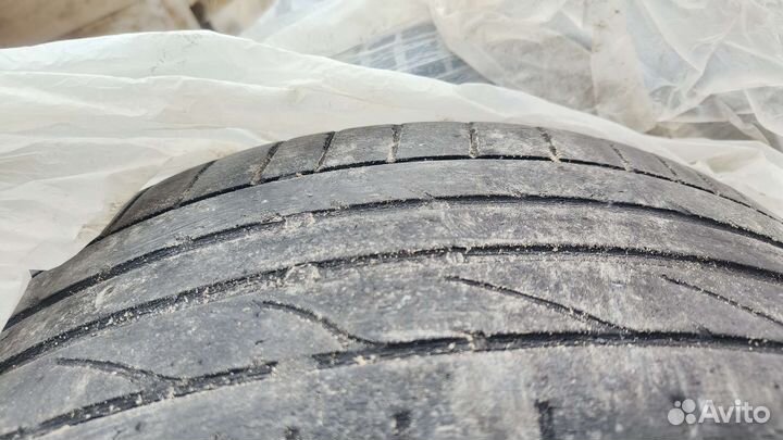 Bridgestone Potenza RE050A 215/50 R17