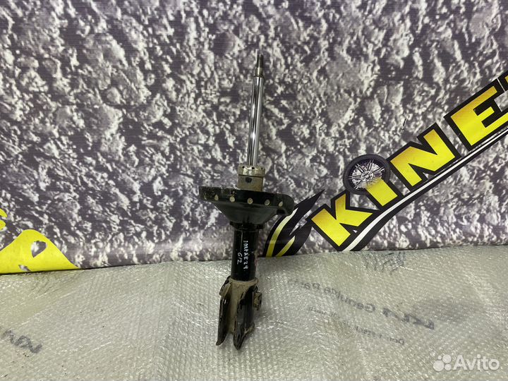 Амортизатор передний правый Impreza G12 Импреза