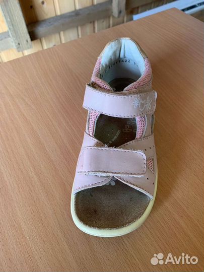Сандалии для девочки