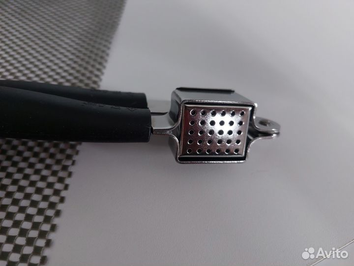 Чеснокодавка новая