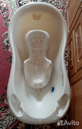 Ванночка для купания с горкой