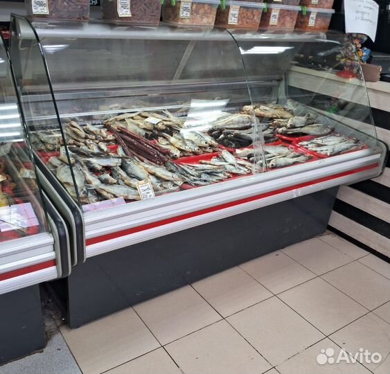 Холодильная витрина